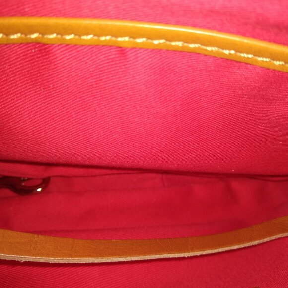 Dooney and Bourke Signature Handbag - Picture 3 of 3